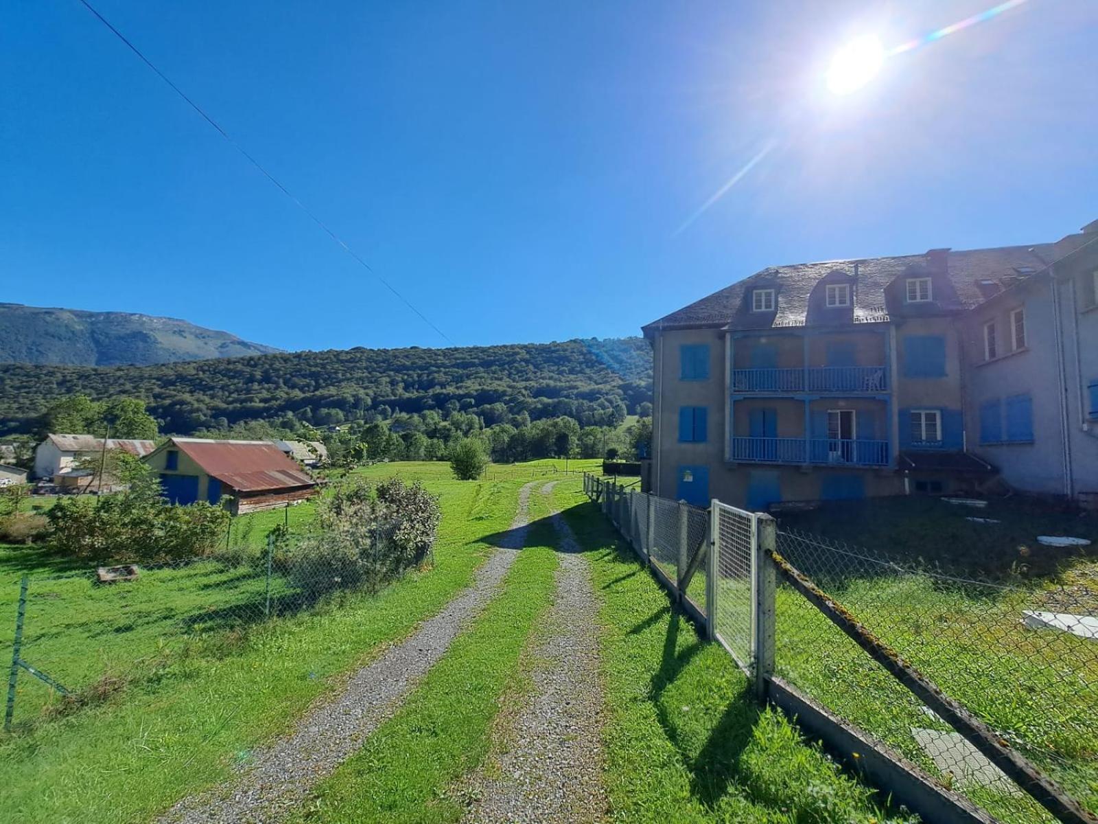 Grand Appartement En Rdc Vallee De Campan Exteriér fotografie
